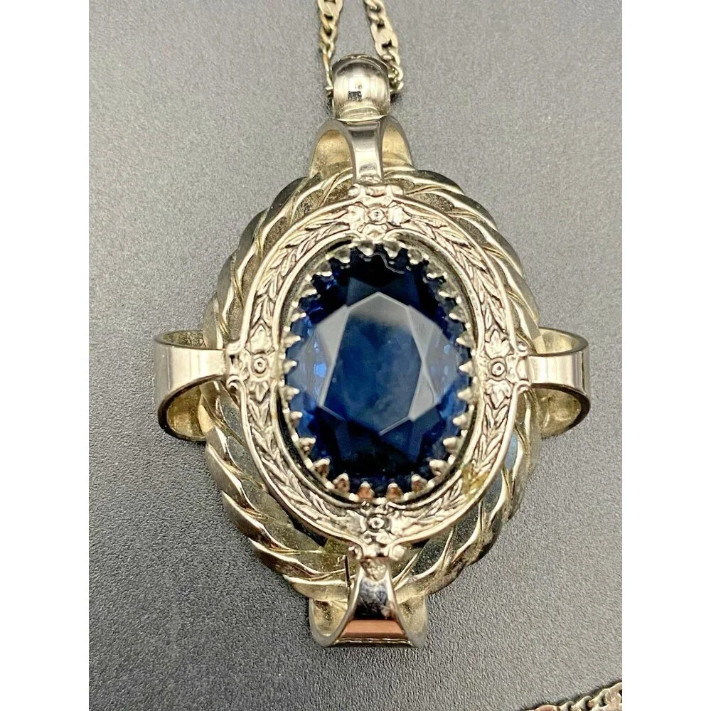 Vintage Blue Glass Pendant Necklace Faceted Silver Tone Dog Tooth Ornate Setting - Picture 3 of 9